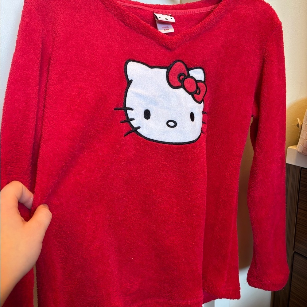 Hello Kitty Red Fleece Sweater - Picture 5 of 10